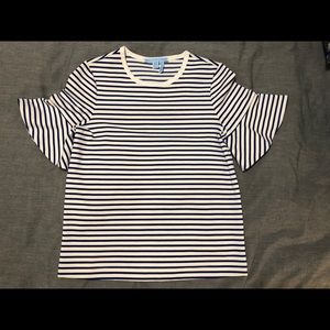 Cute Draper James Top